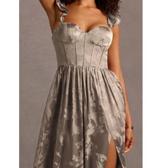 Azazie Plus Size Sweatheart Neckline Maxi Dress Jacquard Jianna Formal Platinum - Picture 2 of 7